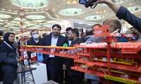 بازدید وزیر راه و شهرسازی از غرفه سازمان گسترش و نوسازی صنایع ایران در ششمین نمایشگاه حمل و نقل