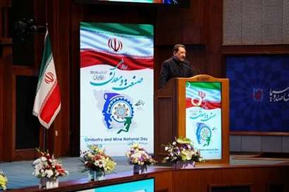 اتابک: تولید باید به گفتمان اصلی کشور تبدیل شود