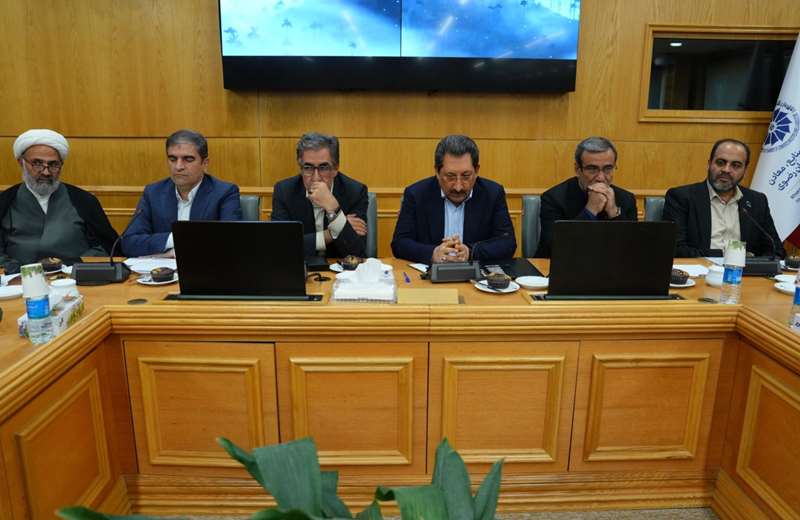 اتابک: تخصیص ارز بر اساس اولویت‌های تولید و ارزش افزوده انجام می شود