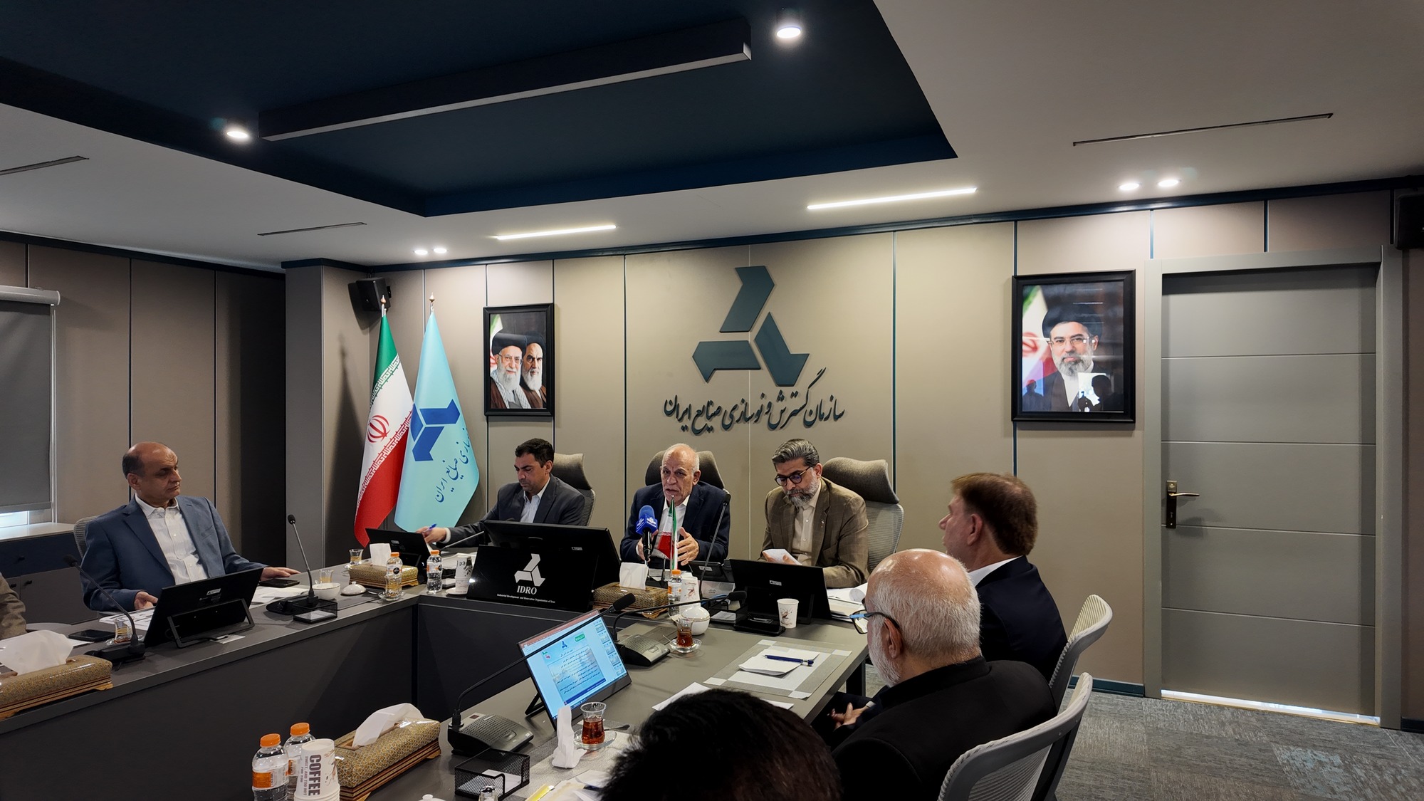  نگاه زنجیره ارزش، پاسخگوی نیاز‌های ملی است