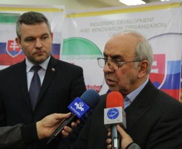 http://portal.imi.ir/PublishingImages/951218-oslovaki.jpg