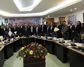 http://www.idro.ir/fa-ir/PublishingImages/961226-tajlil.jpg