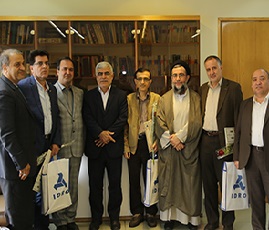 http://portal.imi.ir/PublishingImages/970204-tajlil.janbazan.jpg