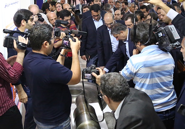 http://www.idro.ir/fa-ir/PublishingImages/980319-vazir%20e%20rah.jpg